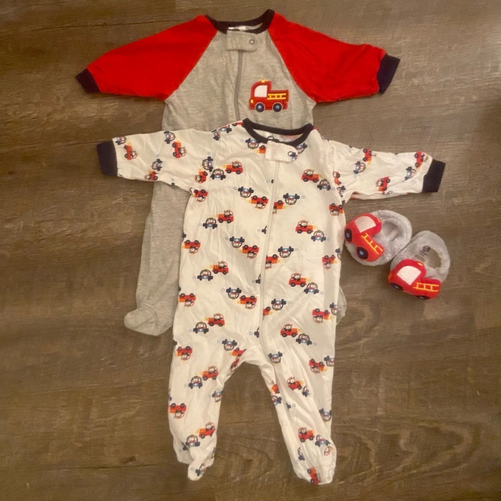 Infant Pajamas Set and Slippers for 0-6 month